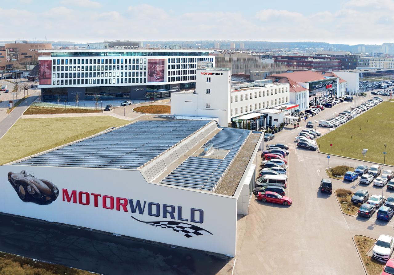 V8 Hotel Classic Motorworld Region Stuttgart Böblingen Exterior foto